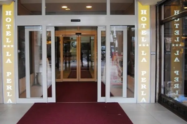 Отель La Perla Римини