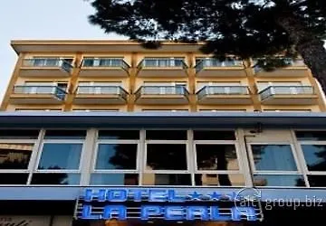 La Perla 3* Римини