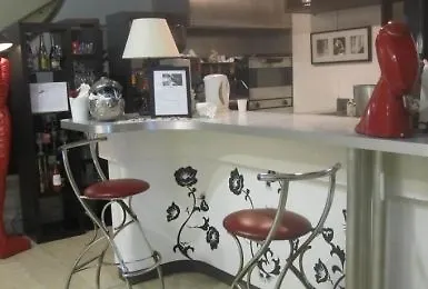 La Perla מלון 3*