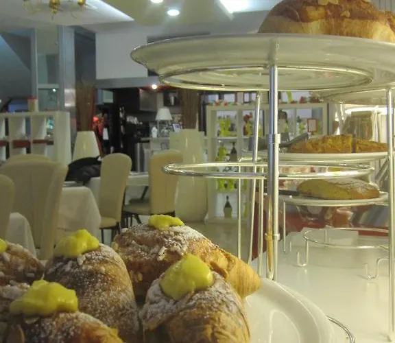 La Perla 3* 리미니