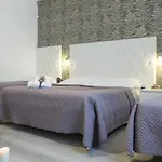 Szálloda La Perla 3*