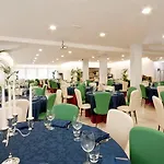 Szálloda La Perla 3*